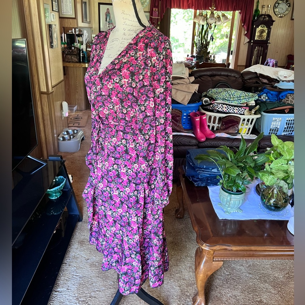 Boohoo Floral Long Sleeve Dress - Pink and Purple - Picture 11 of 16